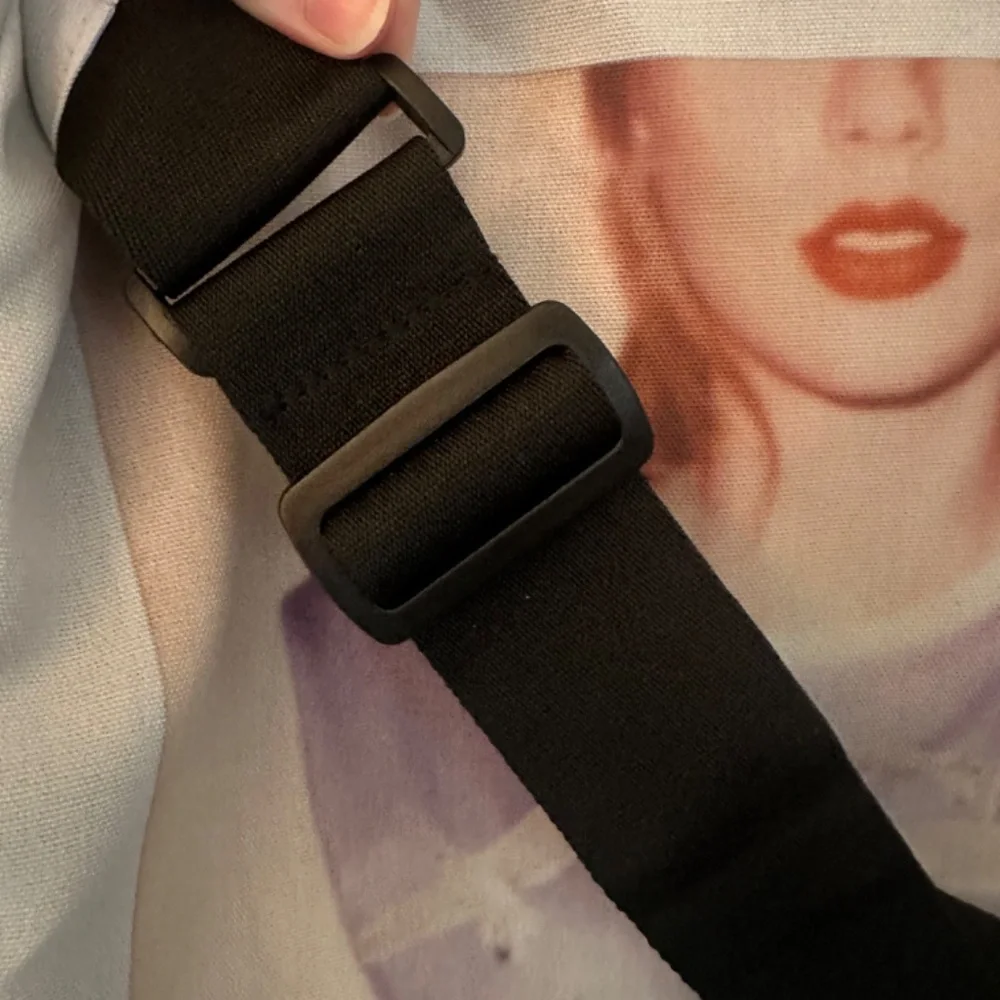 Taylor Swift Official 1989 Messenger Tote Bag
